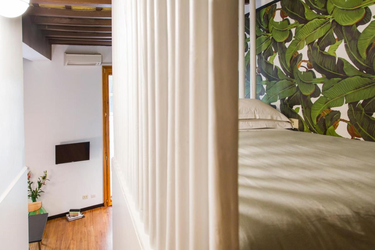 Trasteverehome - Central Monserrato House With Balcony Roma Exterior foto
